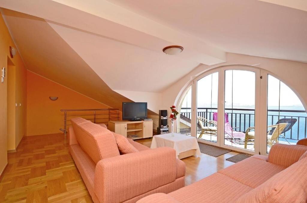 Apartments Ivanka Senj  Bagian luar foto