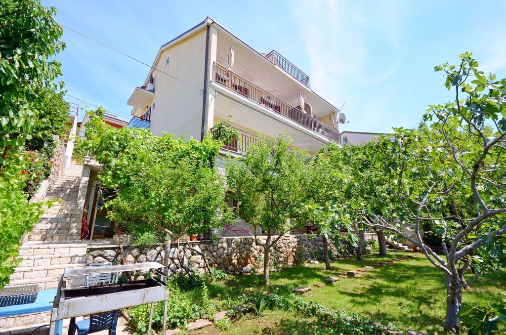 Apartments Ivanka Senj  Bagian luar foto