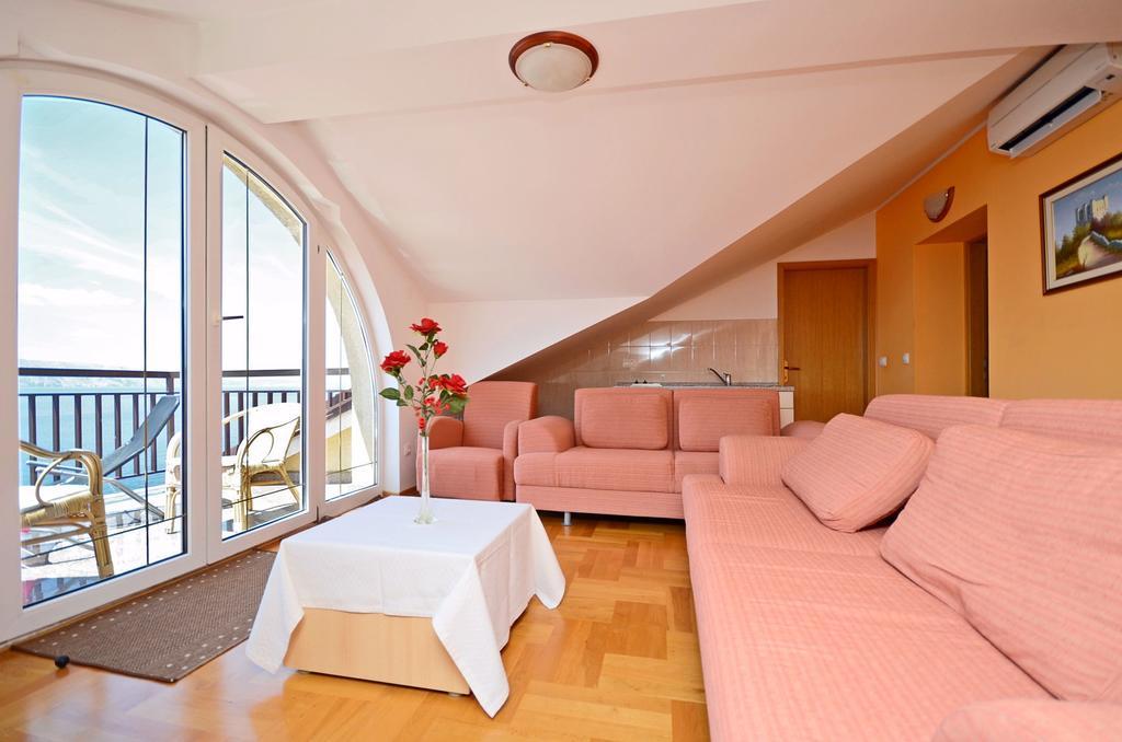 Apartments Ivanka Senj  Bagian luar foto
