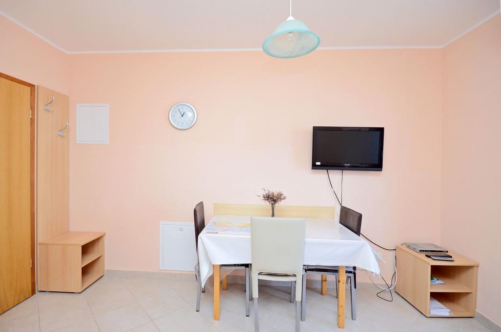 Apartments Ivanka Senj  Bagian luar foto